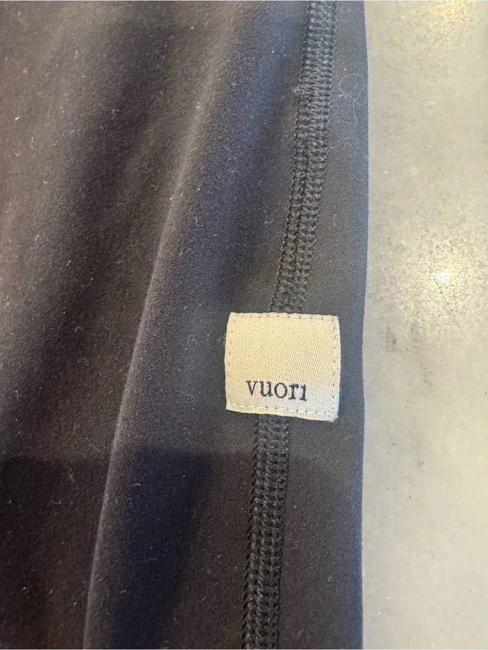 Vuori Women’s Black Daily Jogger, style VW418.